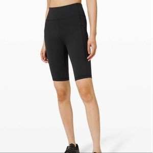 Lululemon Invigorate High-Rise Short 10" in Black